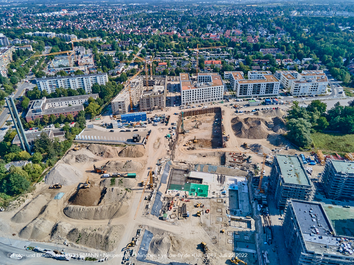 22.07.2022 - Baustelle Alexisqaurtier und Pandion Verde in Neuperlach
